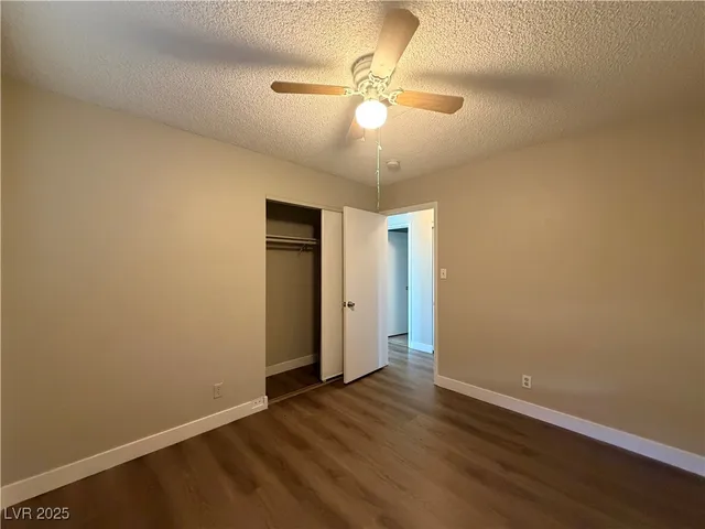 $1,825 | 6401 Waterthrush Way, Las Vegas, NV 89103