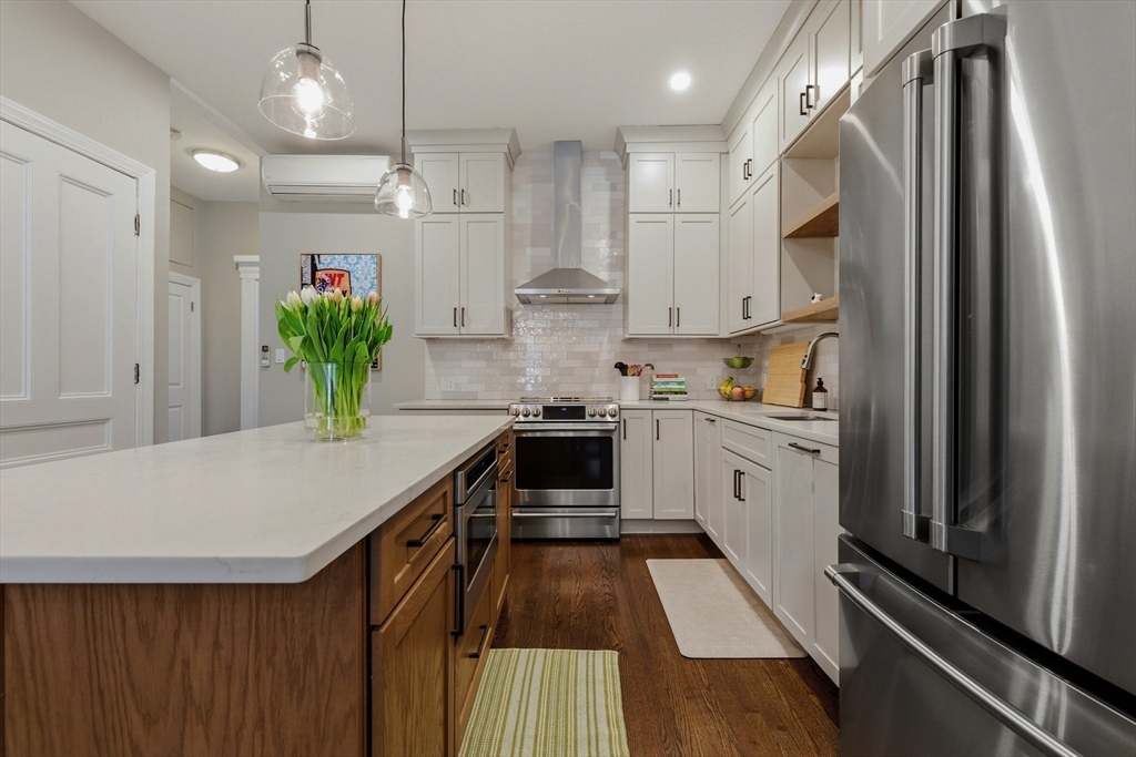 505 Shawmut Avenue, Unit 2 Boston, MA 02118 - Photo 6 of 32