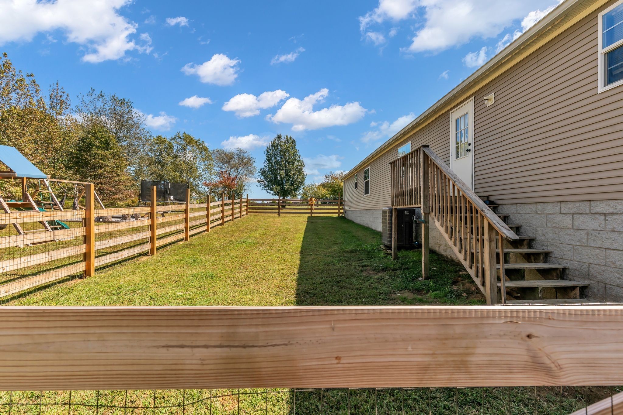 2309 West Mt Vernon Road Bethpage, TN 37022 - Photo 4 of 33 a view of a backyard