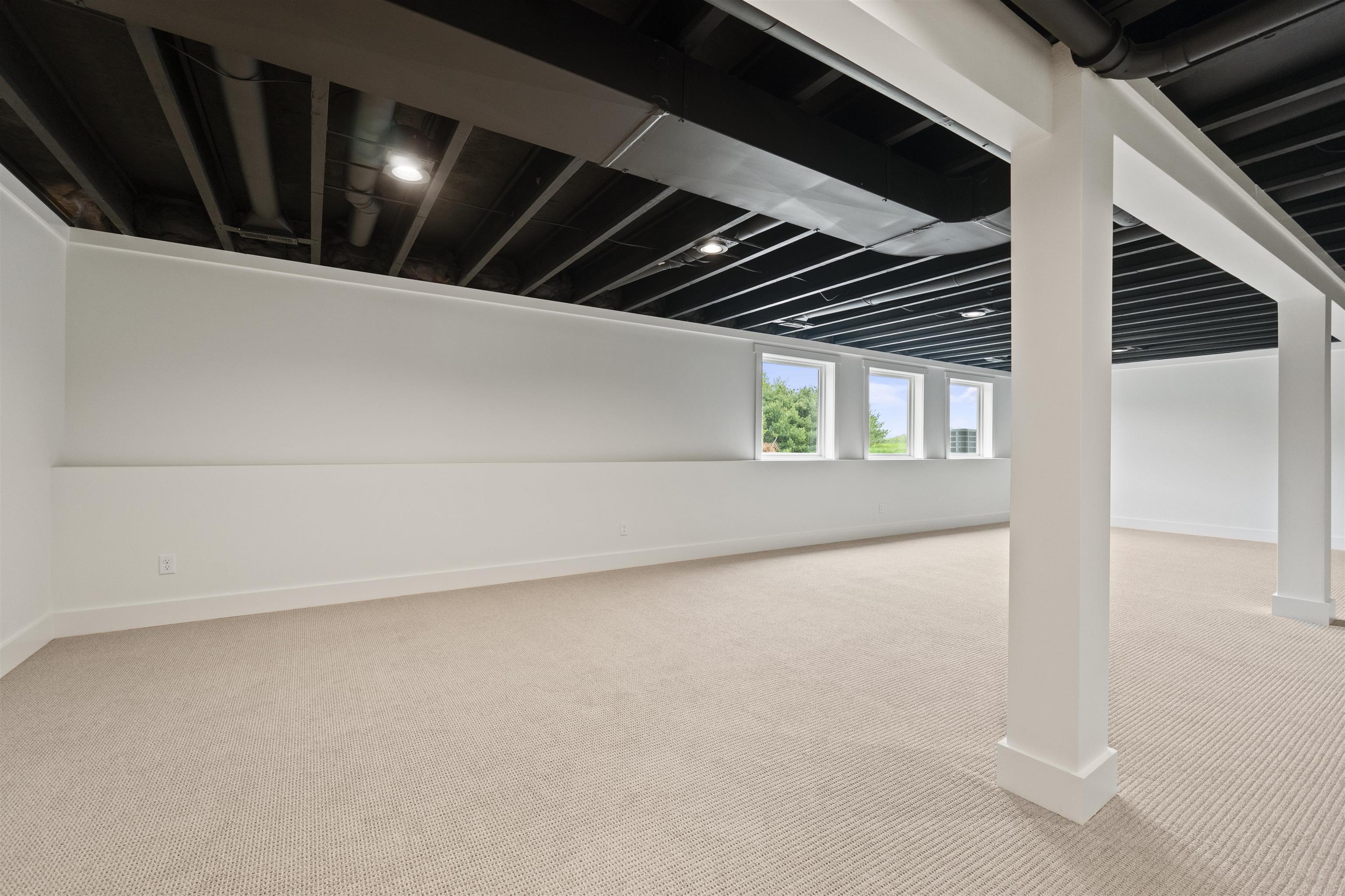 4985 North Cranbrook Road North Webster, IN 46555 - Photo 15 of 23