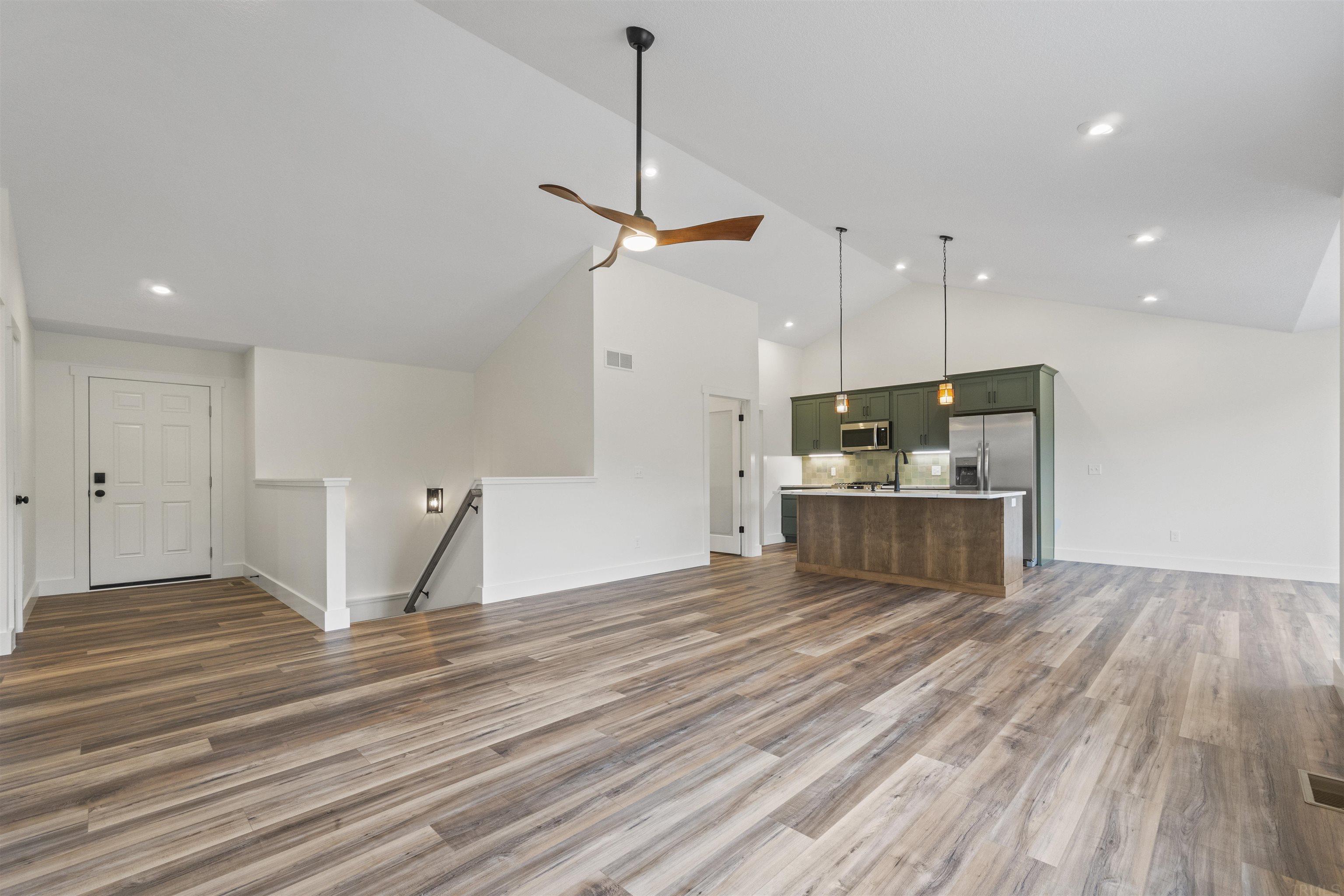 4985 North Cranbrook Road North Webster, IN 46555 - Photo 3 of 23