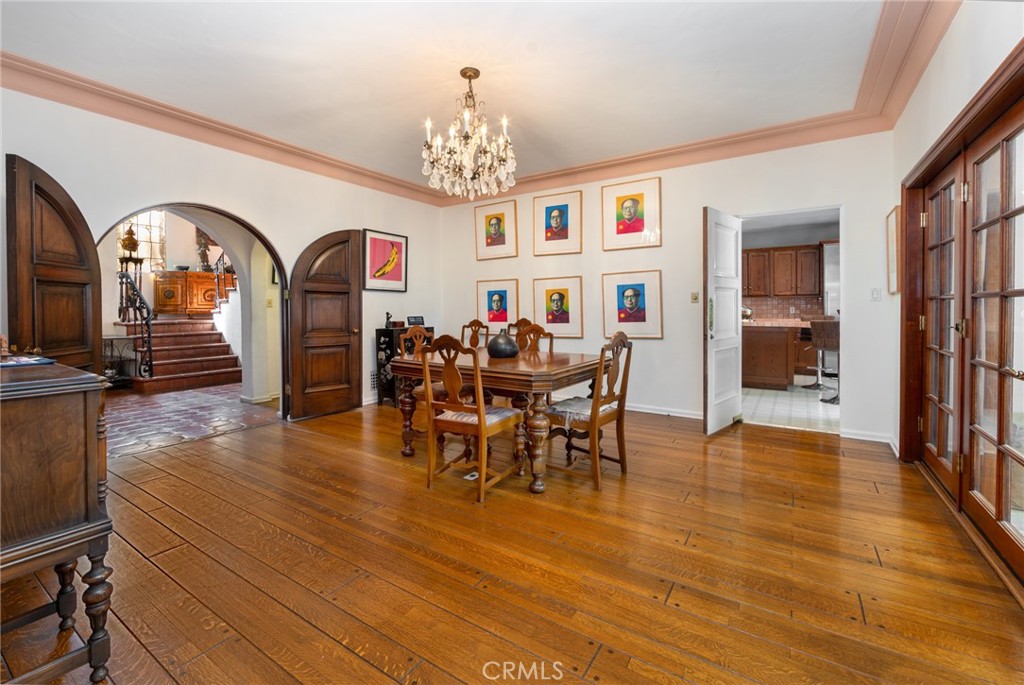 3653 Shannon Road Los Angeles, CA 90027 - Photo 16 of 35