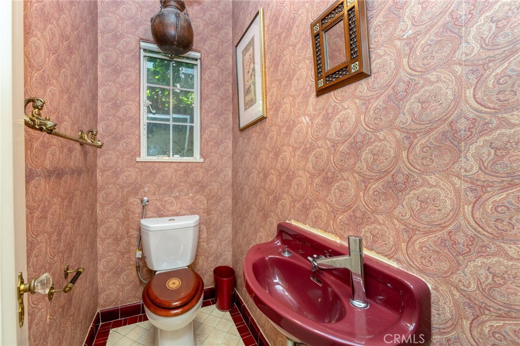 3653 Shannon Road Los Angeles, CA 90027 - Photo 20 of 35