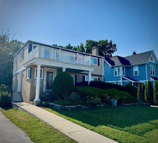 $819,000 | 4386 Woodland Avenue, Western Springs, IL 60558
