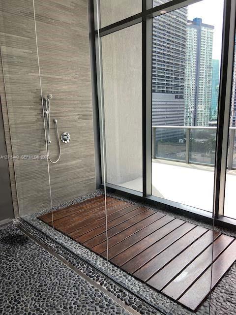 45 Southwest 9th Street, Unit 1007 Miami, FL 33130 - Photo 49 of 63