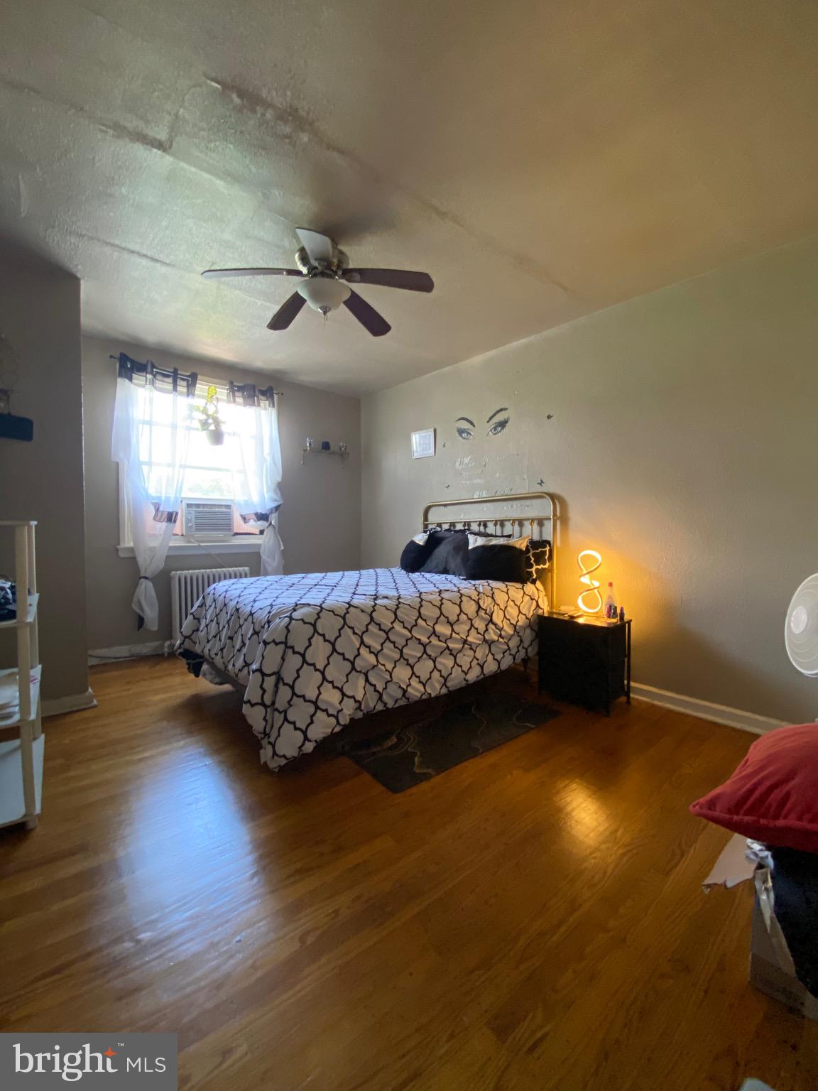 175 Houston Road Lansdowne, PA 19050 - Photo 4 of 18 2nd fl bedroom room 1