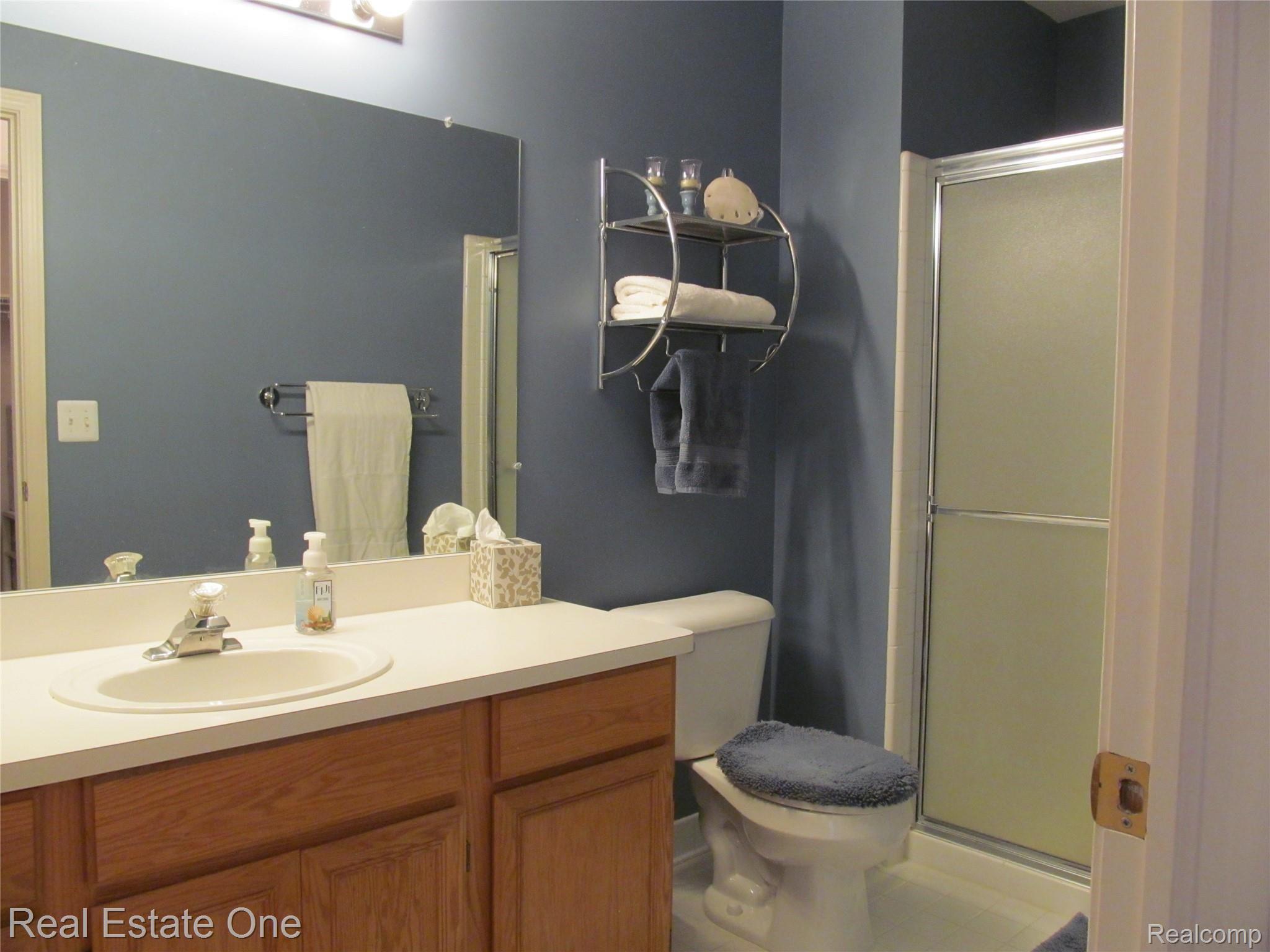 968 Churchill Circle Rochester, MI 48307 - Photo 12 of 28 IMG_1169 - Copy.JPG
