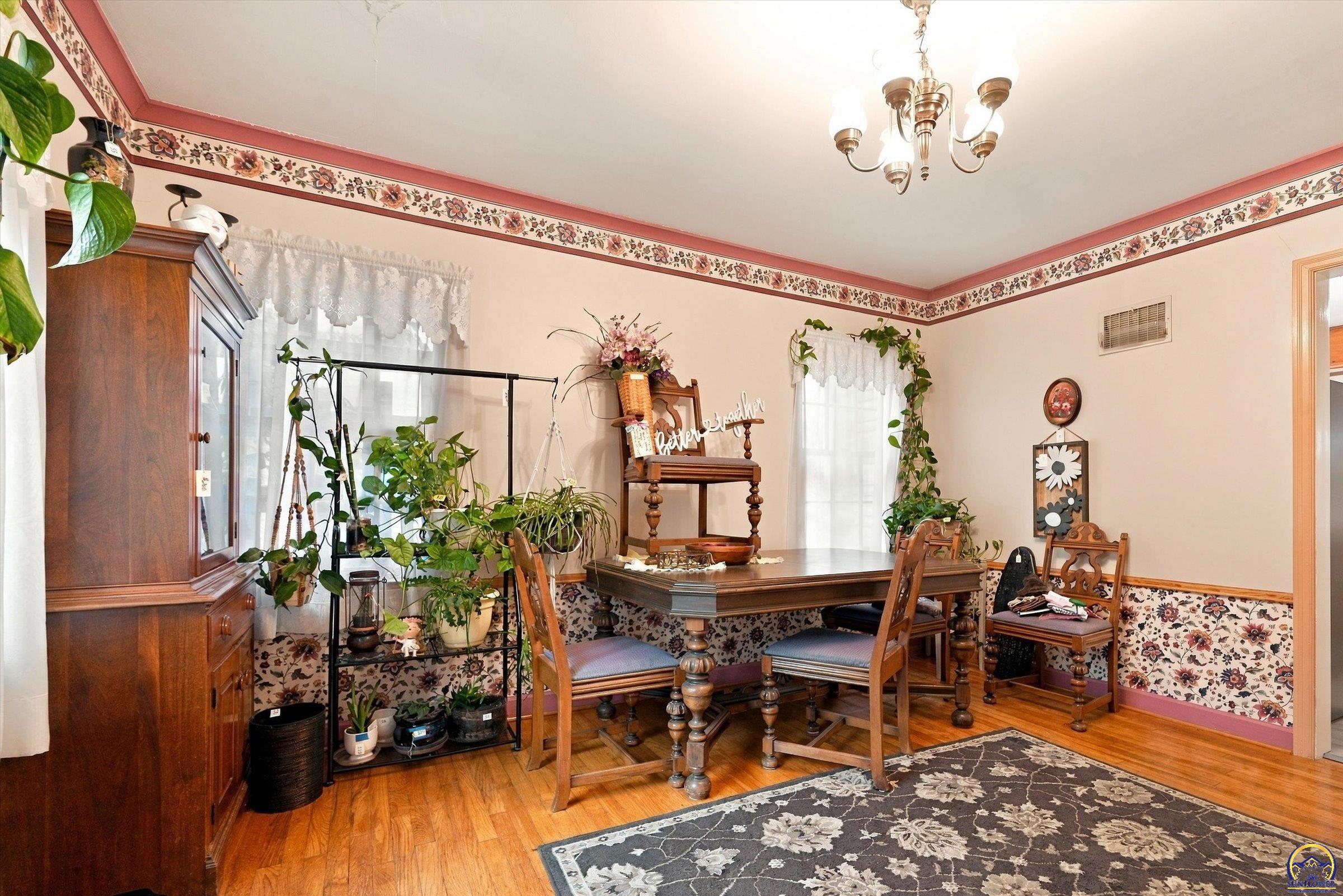 2800 Southwest Huntoon Street Topeka, KS 66604 - Photo 4 of 24 Gallery Image 4