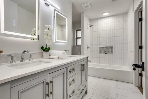 $664,000 | 2104 Willowbrook Way, Plano, TX 75075