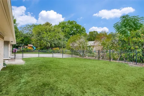 $664,000 | 2104 Willowbrook Way, Plano, TX 75075