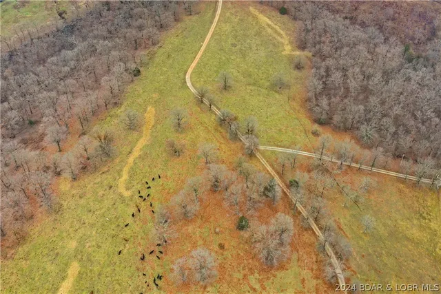 $684,840 | Three Three Creek Road, Preston, MO 65732