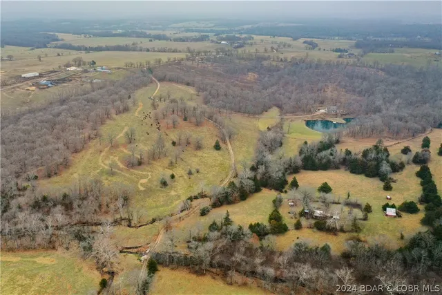 $684,840 | Three Three Creek Road, Preston, MO 65732