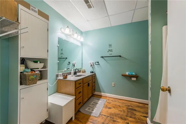 $450,000 | 23860 Liv 377, Hale, MO 64643