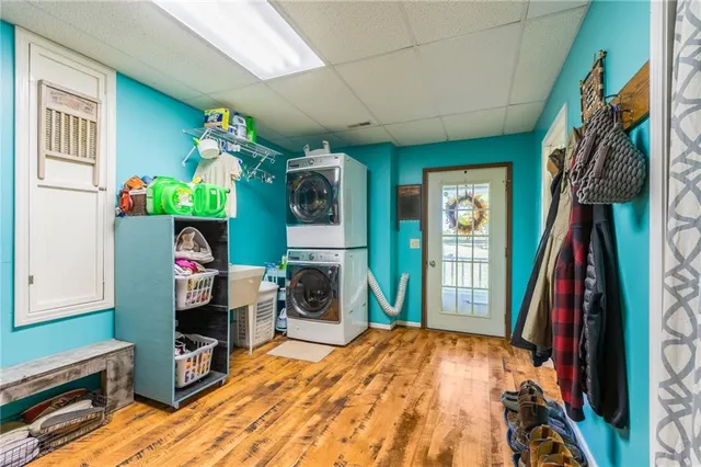 $450,000 | 23860 Liv 377, Hale, MO 64643