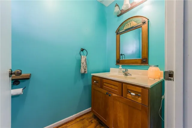 $450,000 | 23860 Liv 377, Hale, MO 64643