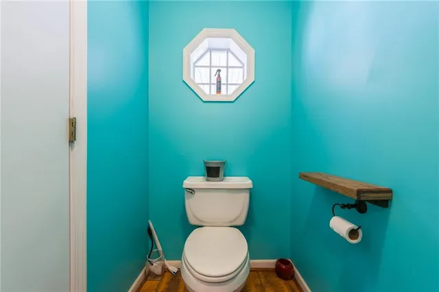 $450,000 | 23860 Liv 377, Hale, MO 64643