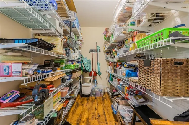 $450,000 | 23860 Liv 377, Hale, MO 64643