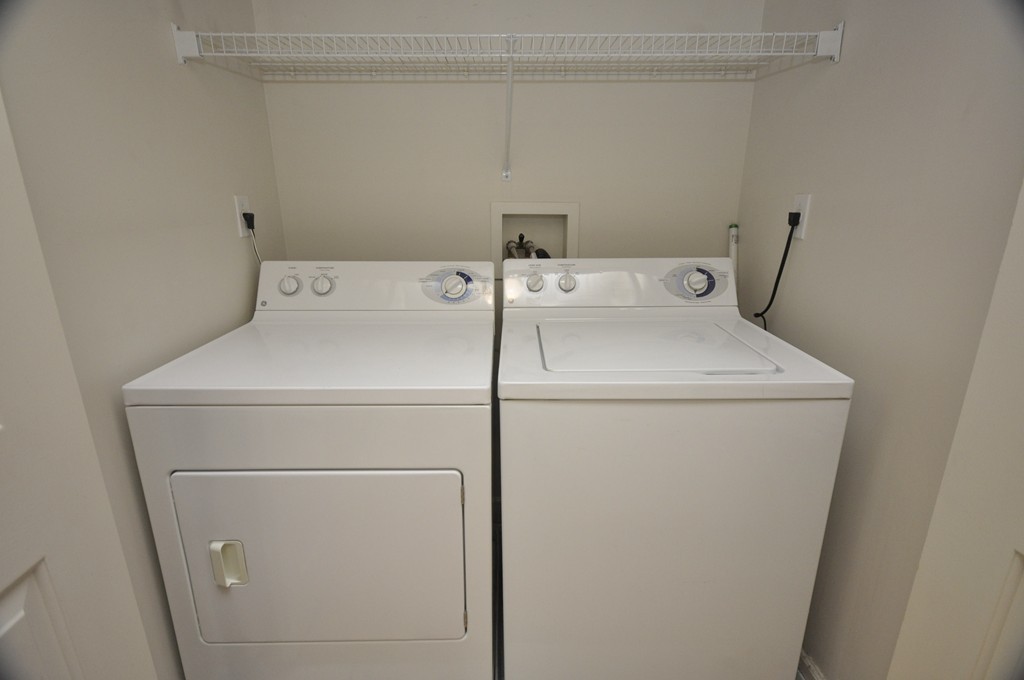19 Hampshire Road, Unit 206 Methuen, MA 01844 - Photo 17 of 22 Gallery Image 17
