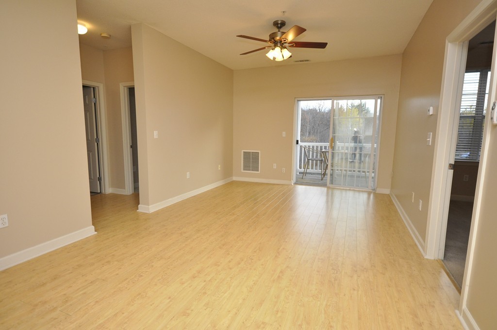 19 Hampshire Road, Unit 206 Methuen, MA 01844 - Photo 4 of 22 Gallery Image 4