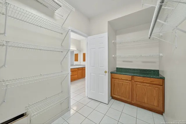 $3,400 | 14043 Oakhill Way, San Antonio, TX 78231