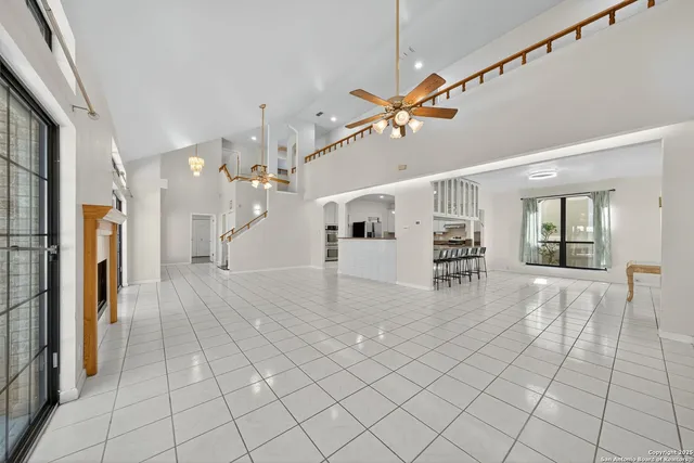 $3,400 | 14043 Oakhill Way, San Antonio, TX 78231