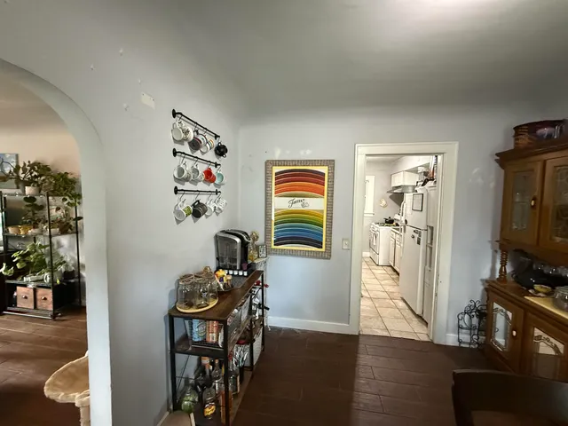 $180,000 | 26 Edna Avenue, Pontiac, MI 48341