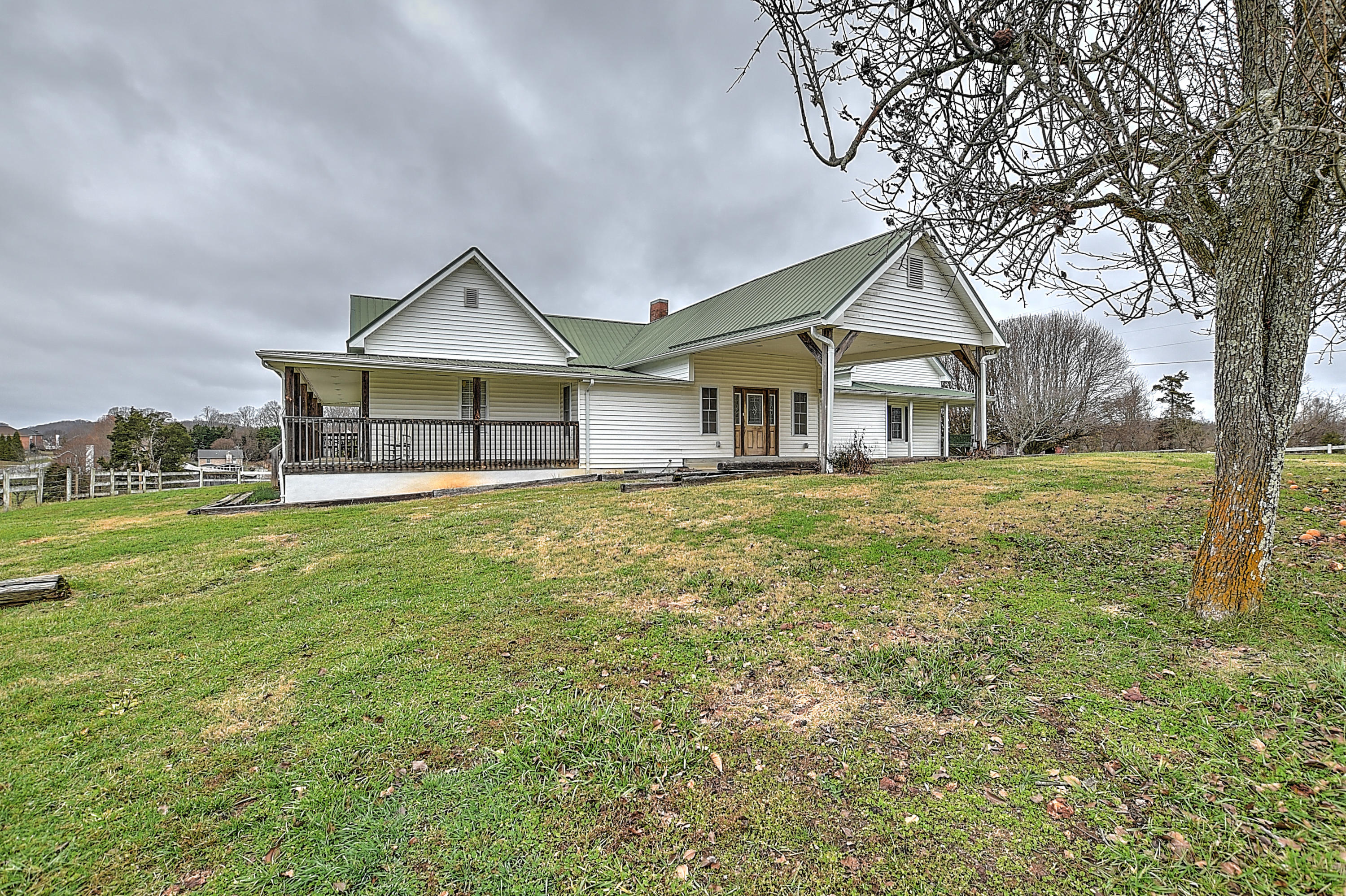 488 Pickens Road Kingsport, TN 37663 - Photo 2 of 65 488 Pickens Rd-2