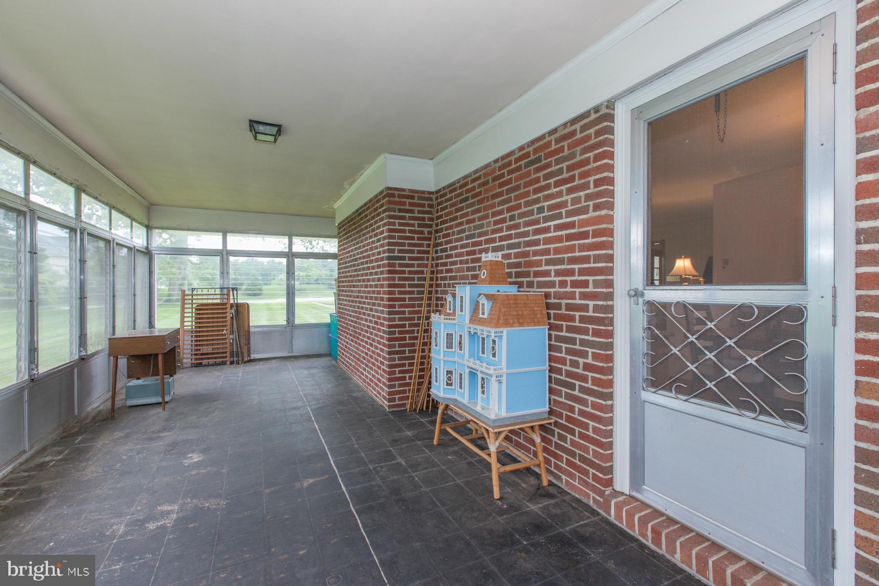 8107 Windsor Mill Road Baltimore, MD 21244 - Photo 26 of 28 Interior (General)