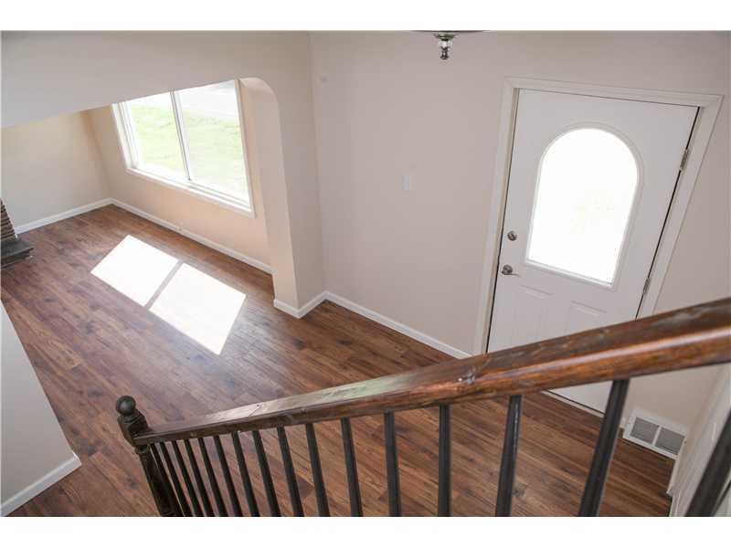 271 Meridian Road Butler, PA 16001 - Photo 8 of 22 Entry/Foyer.