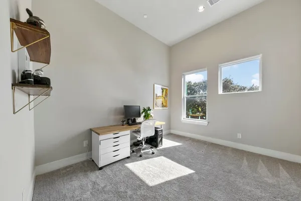 $2,750 | 2412 Canal Street, Unit J, Houston, TX 77003