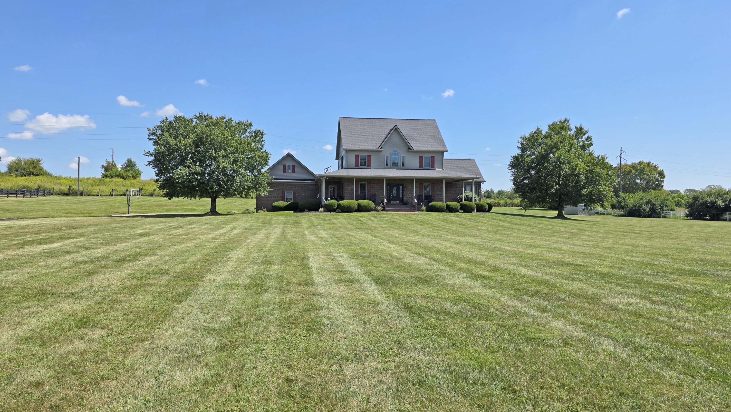 2080 Muir Station Road Lexington, KY 40516 - Photo 3 of 74 11