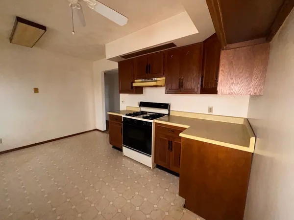 $119,000 | 1108 North 1st Avenue, Canton, IL 61520