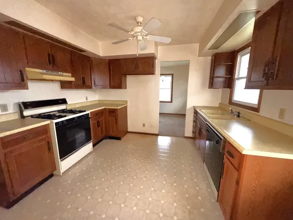 $119,000 | 1108 North 1st Avenue, Canton, IL 61520