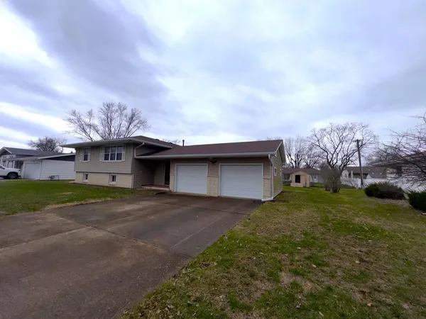 $119,000 | 1108 North 1st Avenue, Canton, IL 61520