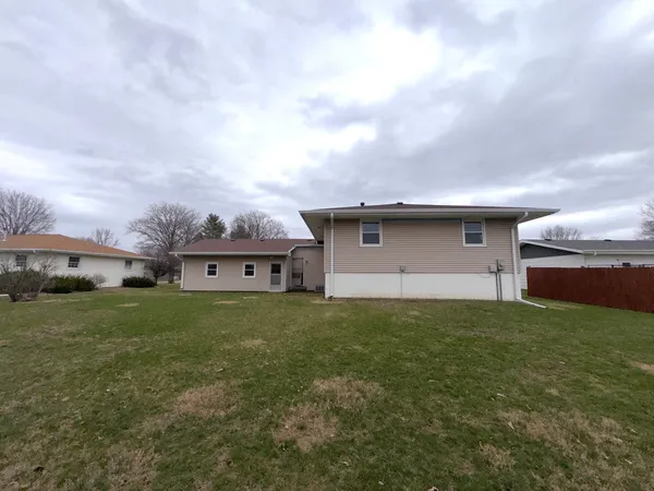 $119,000 | 1108 North 1st Avenue, Canton, IL 61520