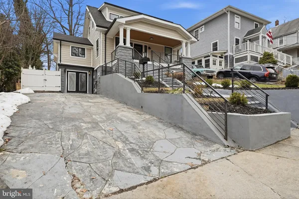 $4,200 | 2211 Franklin Street Northeast, Washington, DC 20018