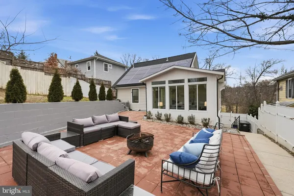 $4,200 | 2211 Franklin Street Northeast, Washington, DC 20018