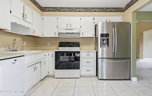 $285,000 | 1722 Farm Way, Middleburg, FL 32068