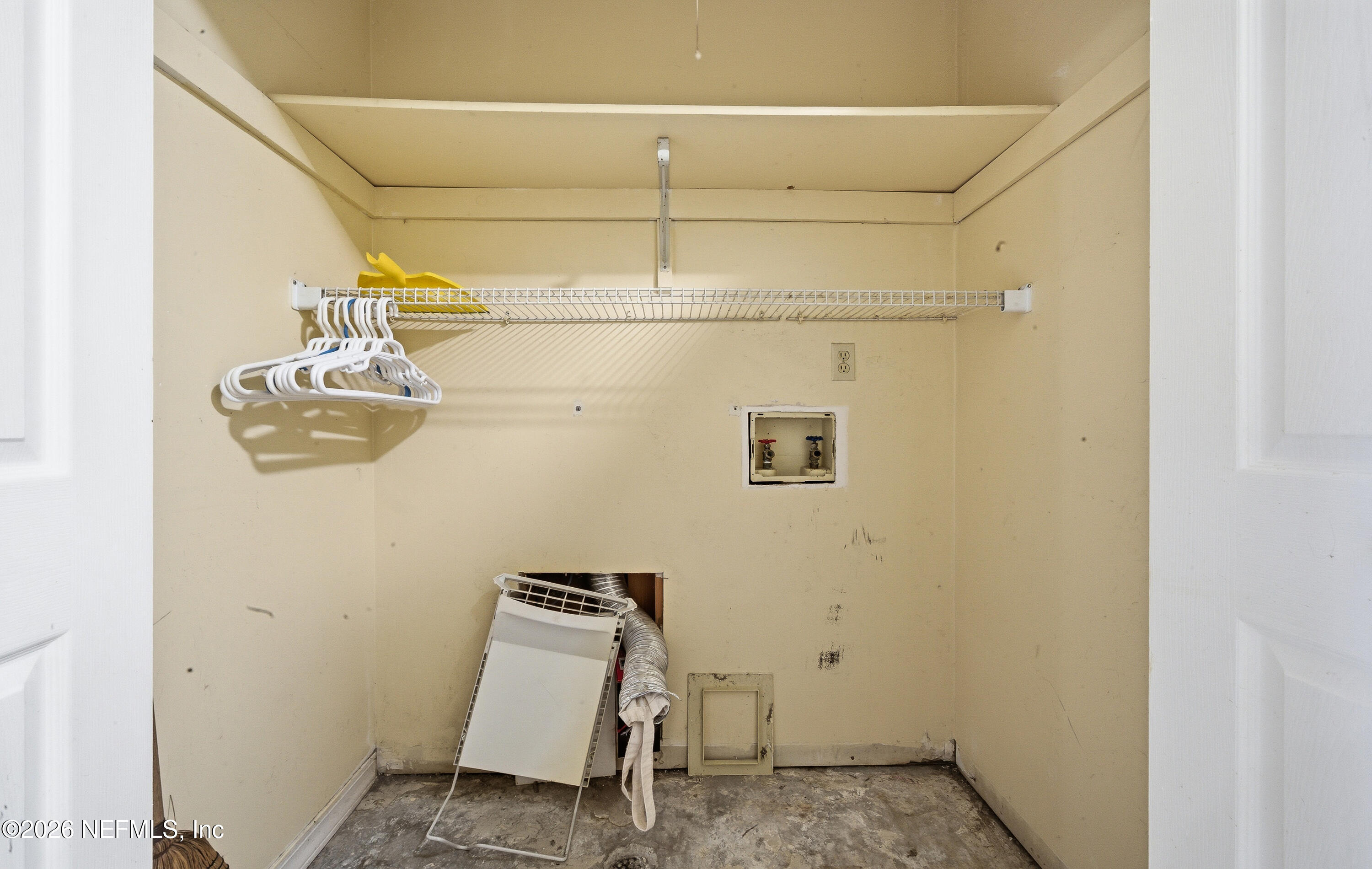 1722 Farm Way Middleburg, FL 32068 - Photo 29 of 37 a bathroom with a window and a shower