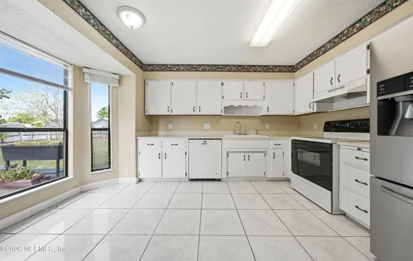 $285,000 | 1722 Farm Way, Middleburg, FL 32068