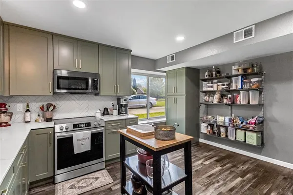 $475,000 | 2405 Thistle Court, Euless, TX 76039