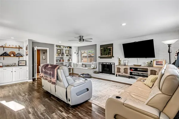 $475,000 | 2405 Thistle Court, Euless, TX 76039