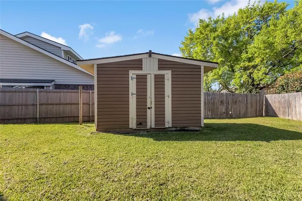 $475,000 | 2405 Thistle Court, Euless, TX 76039