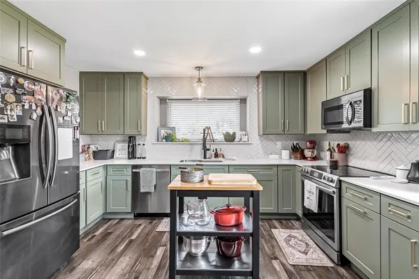 $475,000 | 2405 Thistle Court, Euless, TX 76039