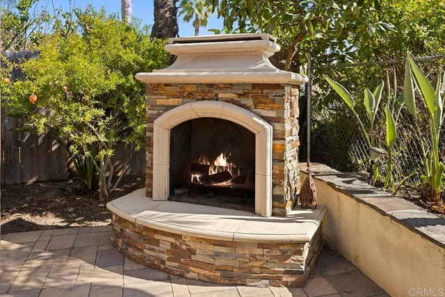 $1,800,000 | 1519 Valleda Lane, Encinitas, CA 92024