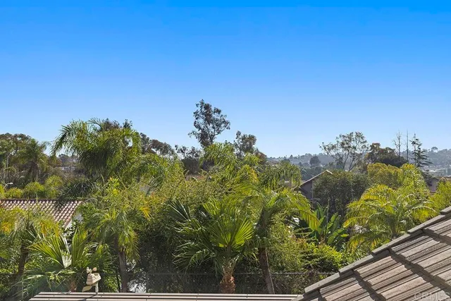 $1,800,000 | 1519 Valleda Lane, Encinitas, CA 92024