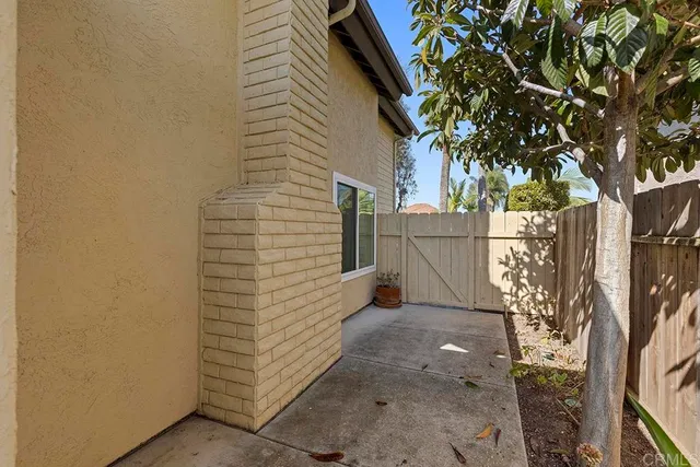 $1,800,000 | 1519 Valleda Lane, Encinitas, CA 92024