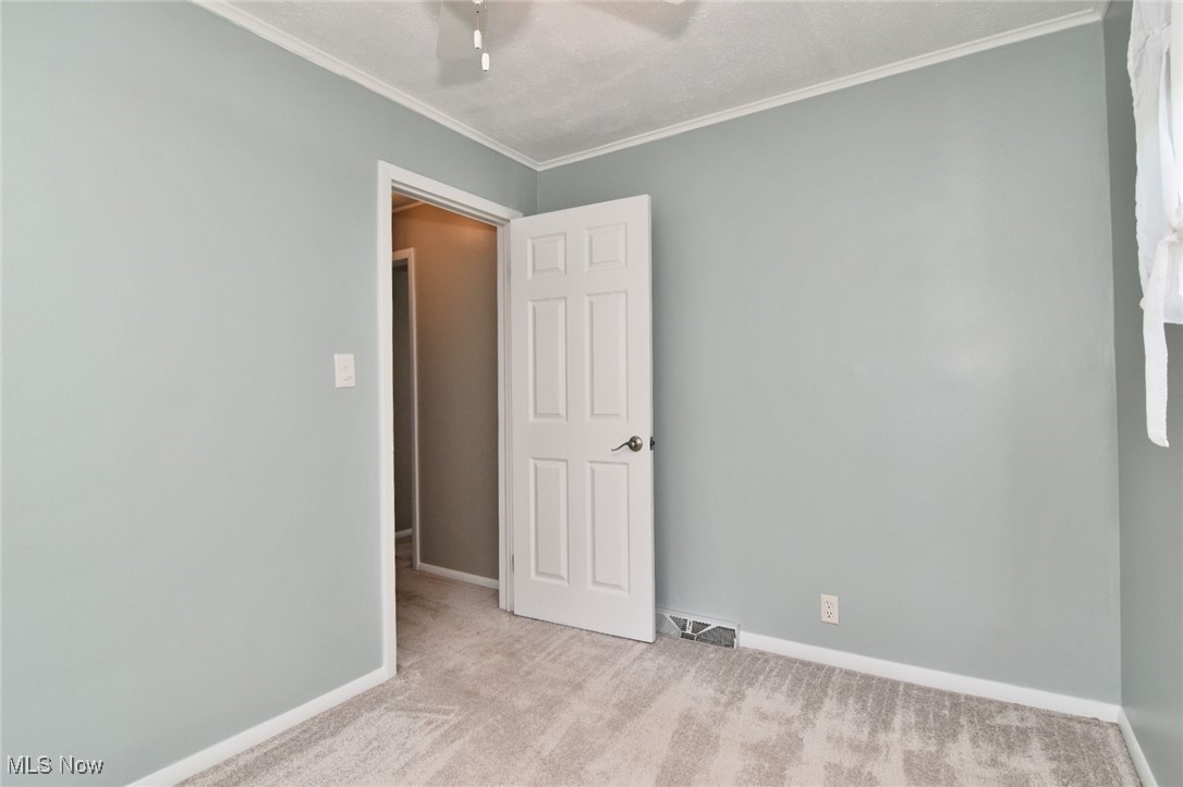 7586 Cedar Road Chesterland, OH 44026 - Photo 19 of 26