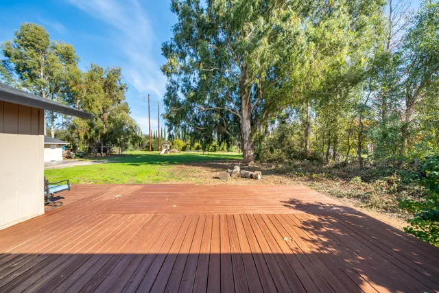 a view of a golf course