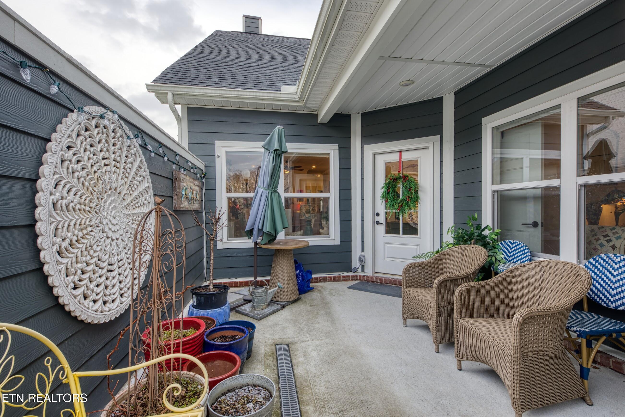 166 Goldheart Road Farragut, TN 37934 - Photo 11 of 44 166 Goldheart Rd Patio